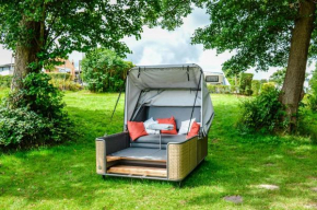 Outdoor Lounge am Belauer See mit Seezugang in Belau